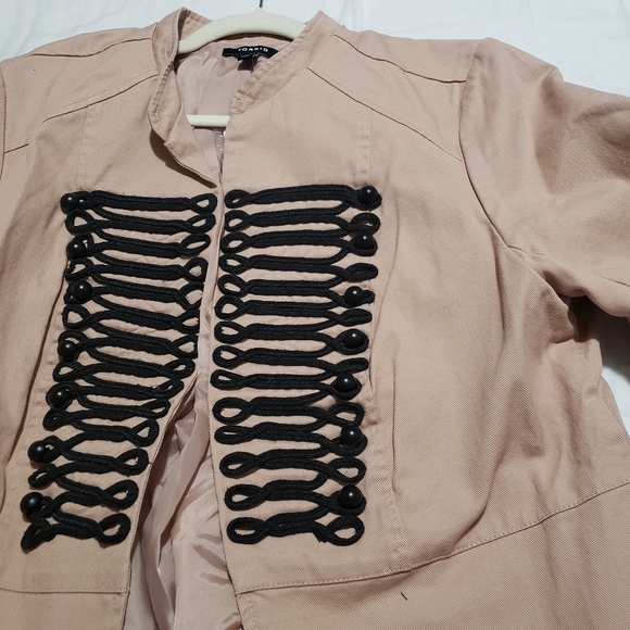 NEW TORRID Women's Beige Military Style Jacket...SIZE:1 - Picture 3 of 15